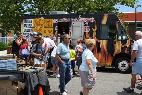 Food truck festivals near me - Apr 27, 2019 · The food trucks and catering providers at this hot and spicy food festival will tickle your taste buds as they bring on sizzling offerings in the form of salsas, sauces, rubs, seasonings, and hundreds of dynamite food samples. Food vendors from across the state are expected to feature local and regional food exhibits. 